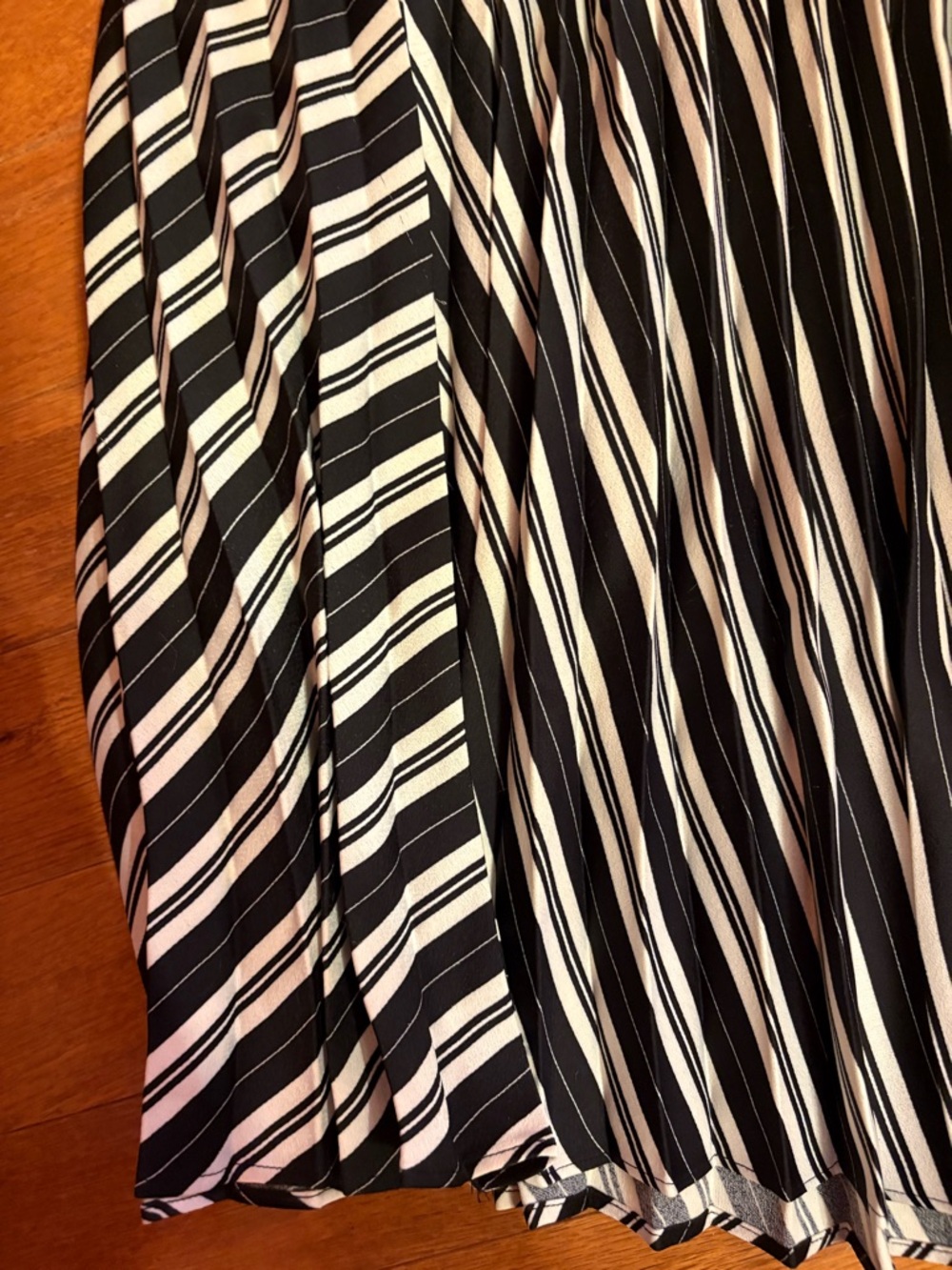 Club Monaco Black and White Vertical Stripe Skirt - Picture 2 of 3